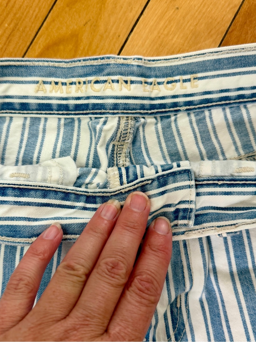 American Eagle Outfitters Blue and White Vertical Stripe High-Rise Women’s Jeans